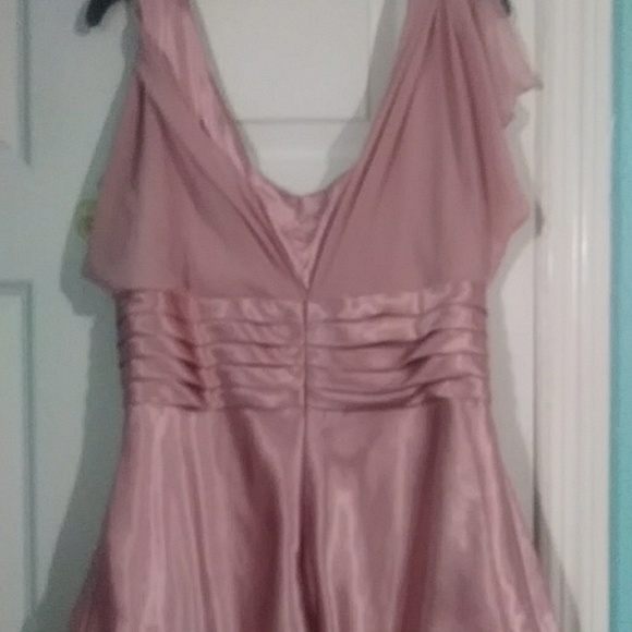 Dress - Picture 4 of 4